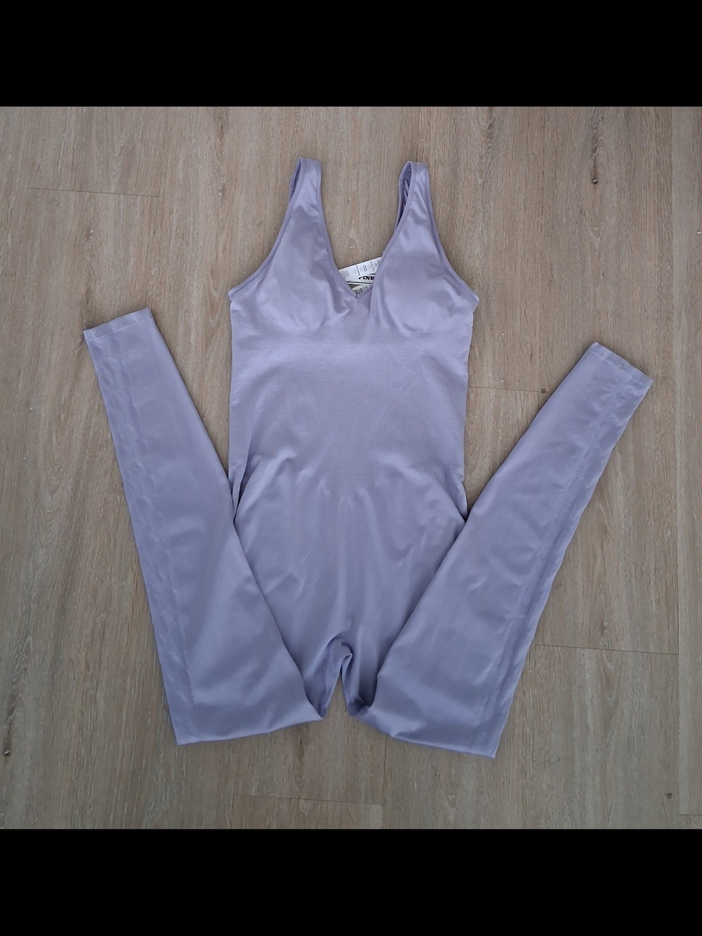 PINK Victorias Secret Satin Seamless Plunge Workout Onesie Size M - Picture 3 of 6